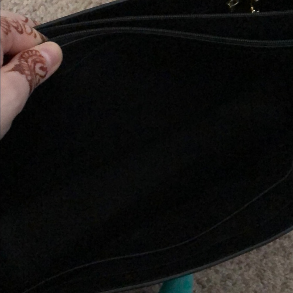 Tory Burch Black Leather Purse - Picture 4 of 6